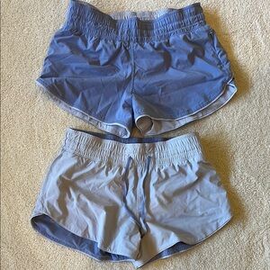 Lululemon women’s blue reversible shorts - size 6